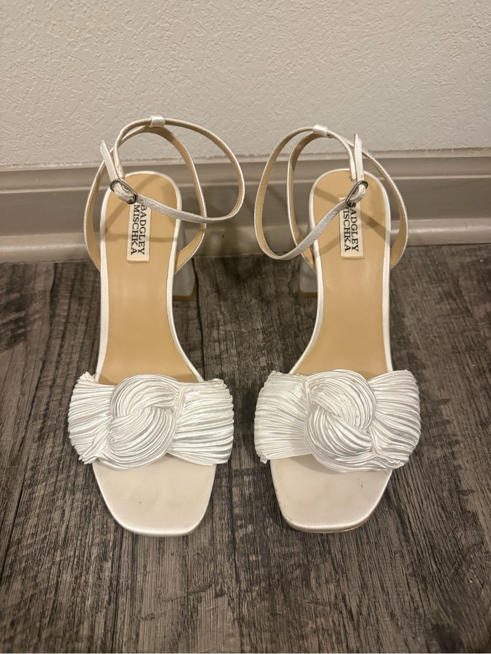 Badgley Mischka White Satin Knotted Front Ankle-Strap Heels